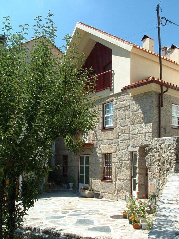 Casa Do Meio Da Vila Loriga Zewnętrze zdjęcie